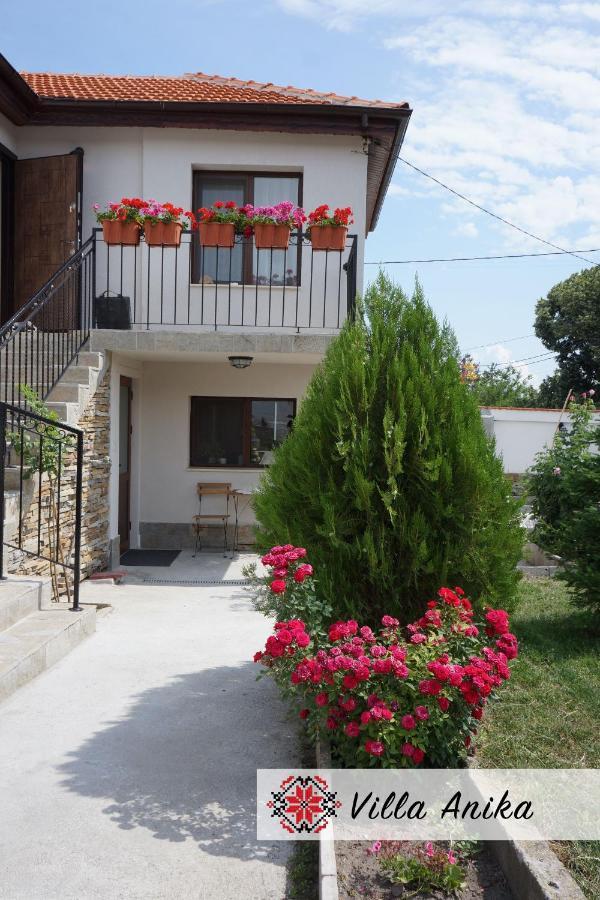 Villa Anika Mezek Экстерьер фото